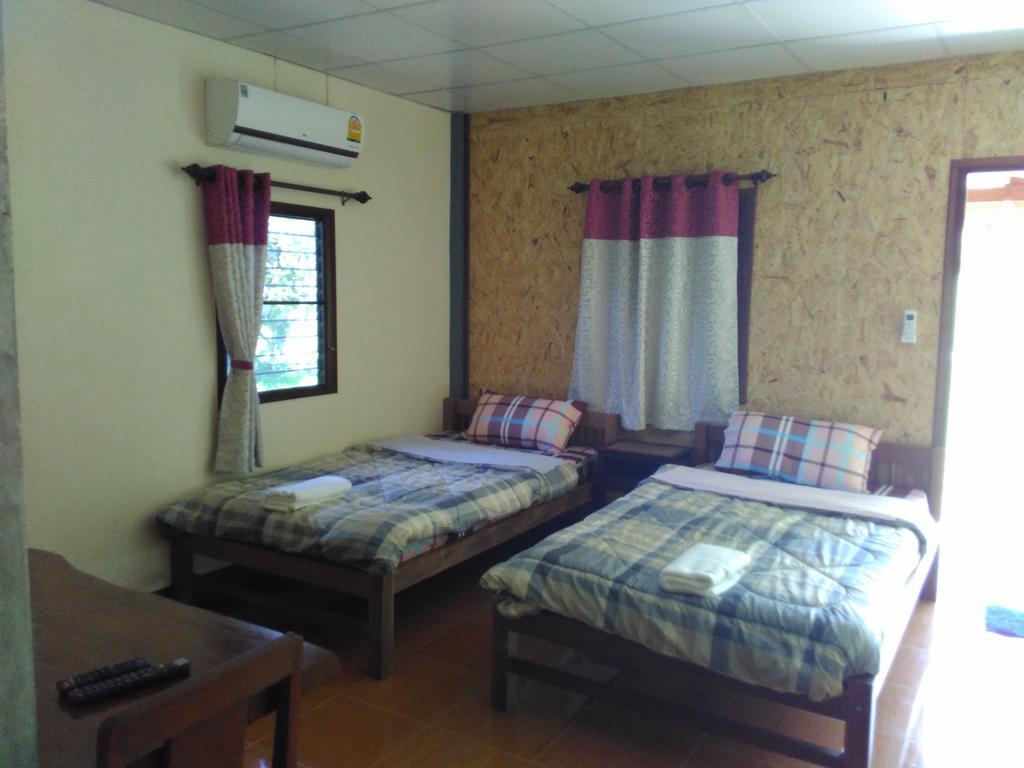 Ban Suan Sukjai Mae Sariang Hotel Exterior foto