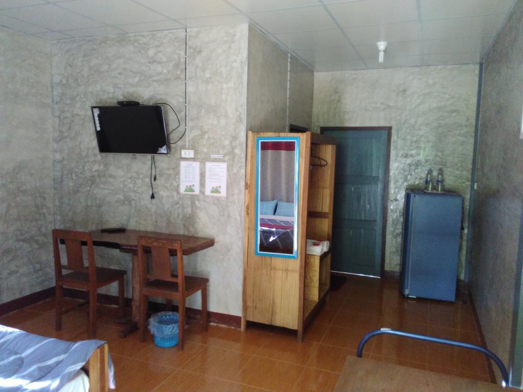 Ban Suan Sukjai Mae Sariang Hotel Exterior foto