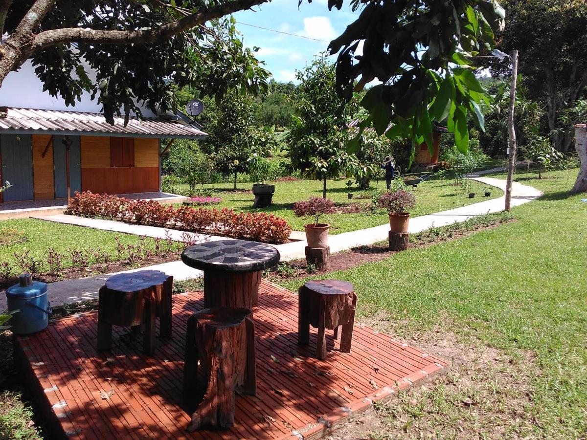Ban Suan Sukjai Mae Sariang Hotel Exterior foto