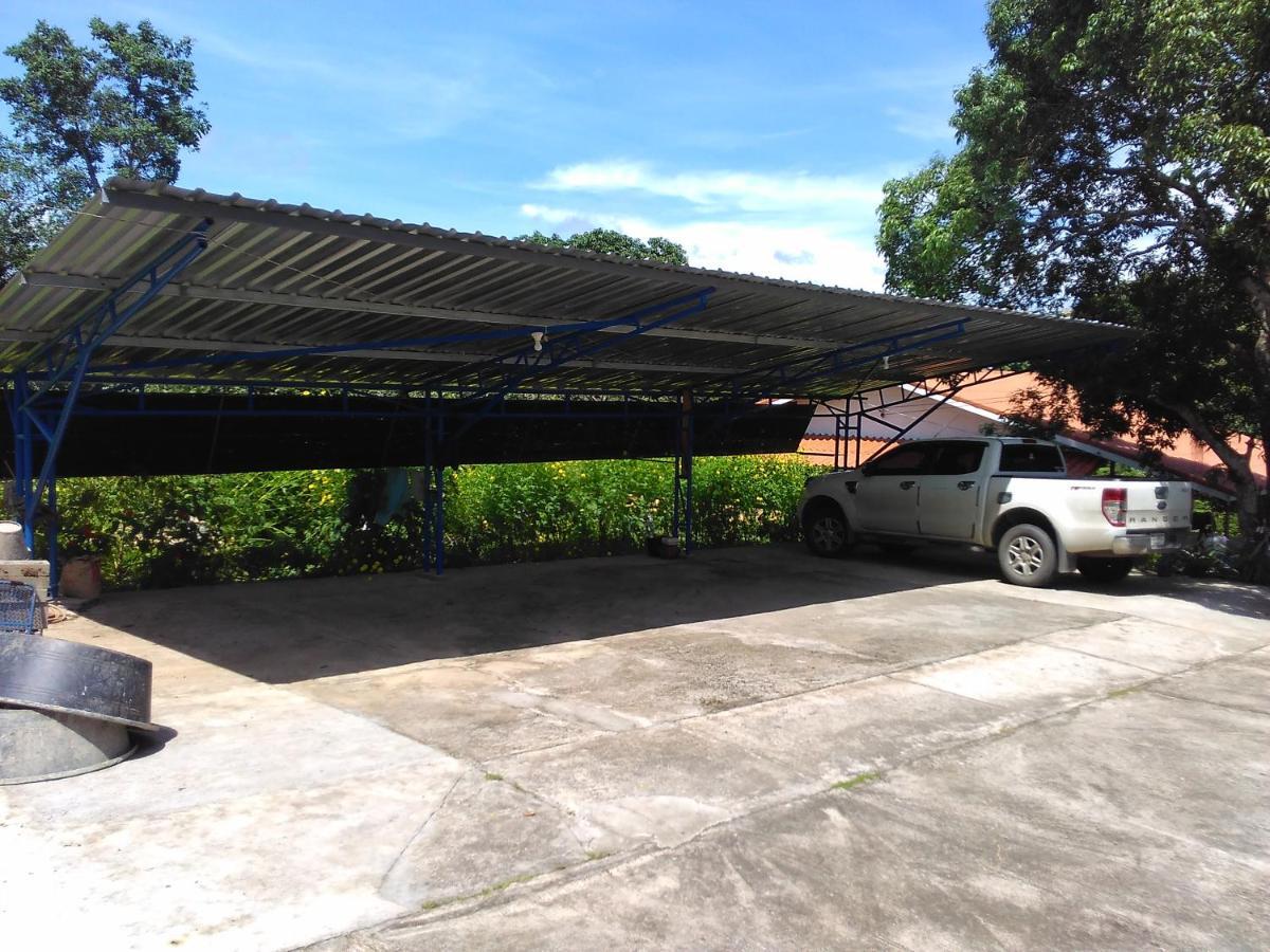 Ban Suan Sukjai Mae Sariang Hotel Exterior foto